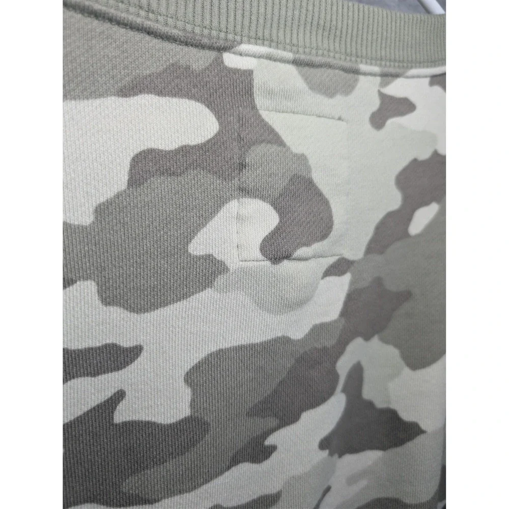 Aerie Womens Camo Cropped Crewneck Sweatshirt Medium Athleisure Loungewear - Picture 3 of 11